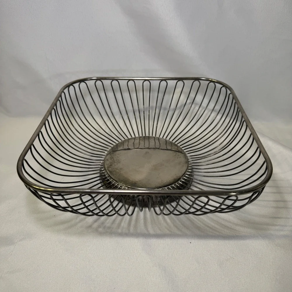 Vintage Silver Plated‎ Square Wire Fruit Basket Centerpiece Bowl 9 Inch